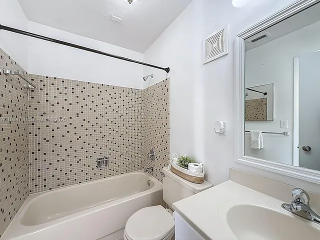 $487,000 | 11218 Southwest 125th Court, Miami, FL 33186