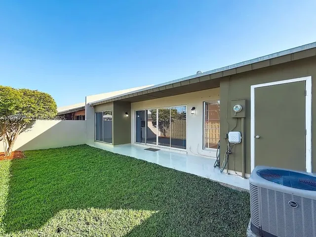 $487,000 | 11218 Southwest 125th Court, Miami, FL 33186