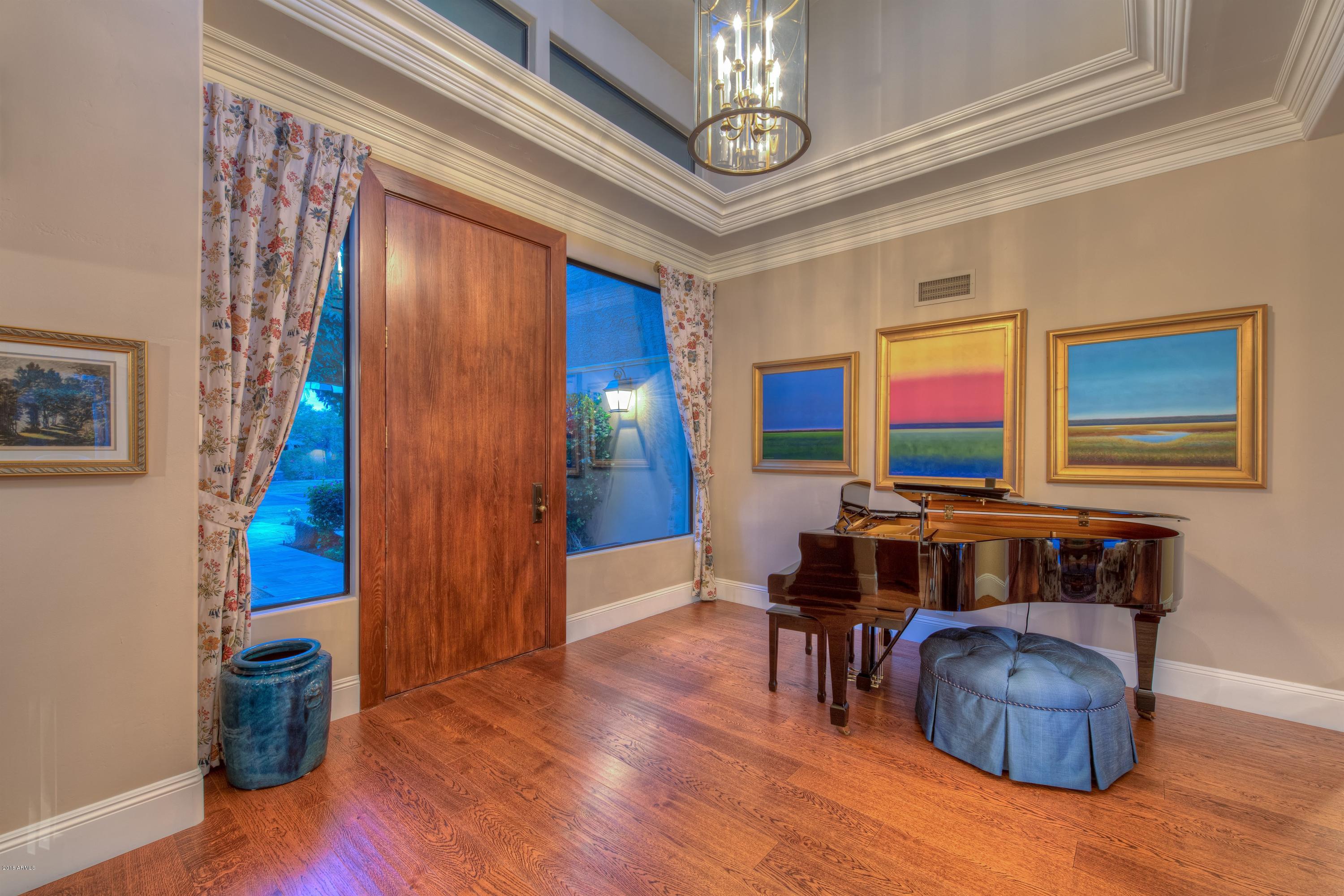 4450 East Camelback Road, Unit 9 Phoenix, AZ 85018 - Photo 4 of 41 005_Foyer
