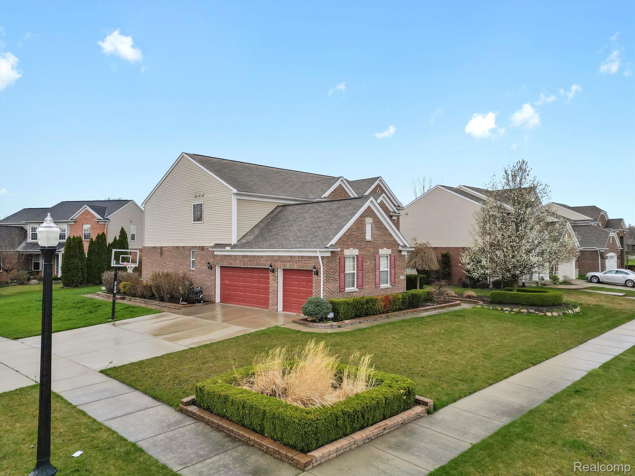 49915 Gracechurch Road Macomb, MI 48044 - Photo 5 of 42 Gallery Image 5