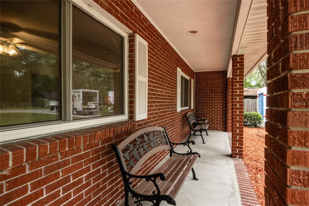 130 Southwest 75th Terrace Gainesville, FL 32607 - Photo 7 of 42 Gallery Image 7