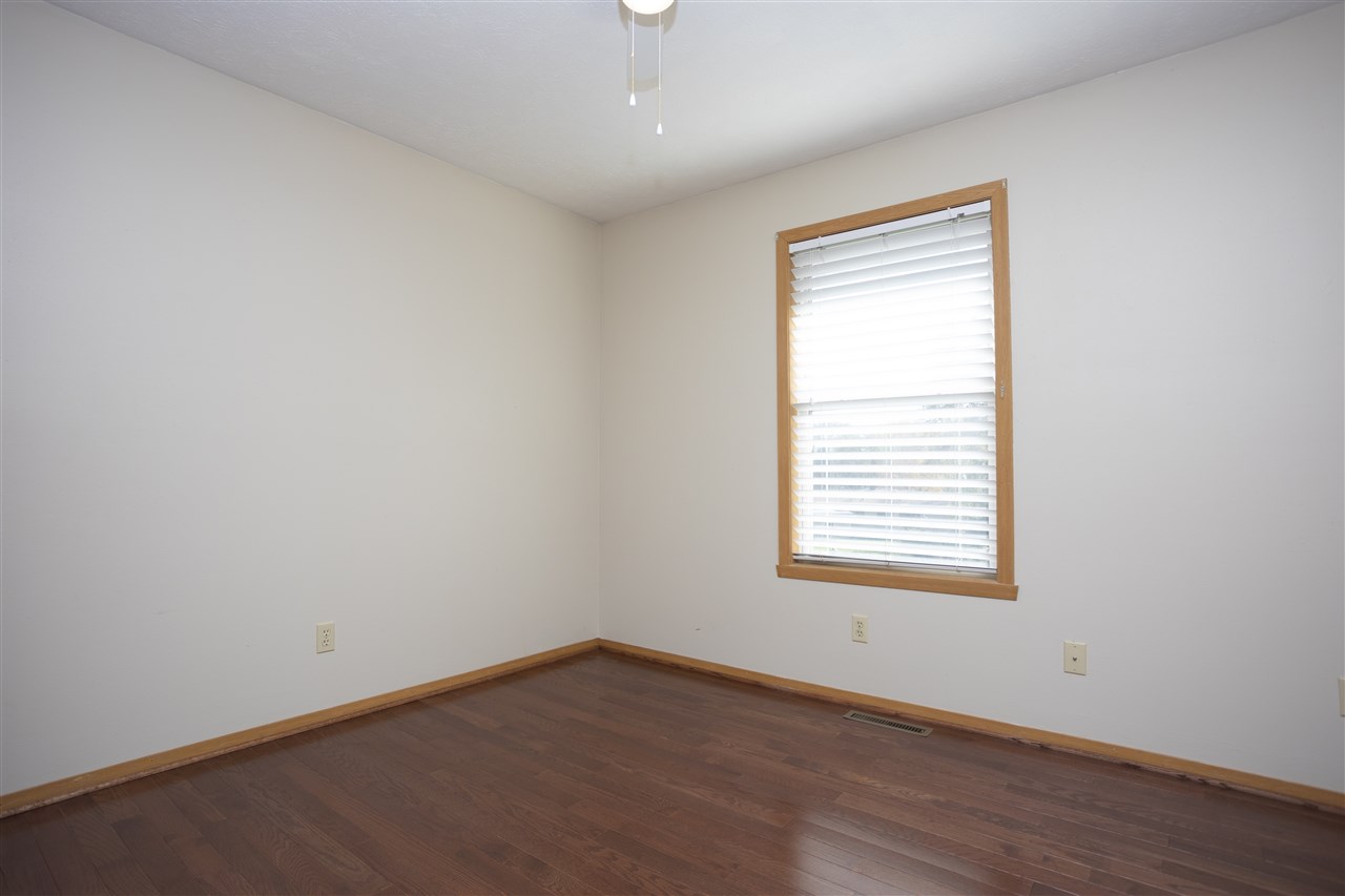 4075 Tesa Road Rockford, IL 61109 - Photo 30 of 40 Gallery Image 30