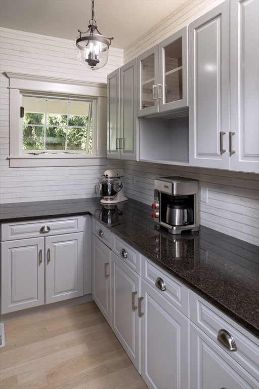 75 St George Street Duxbury, MA 02332 - Photo 18 of 42