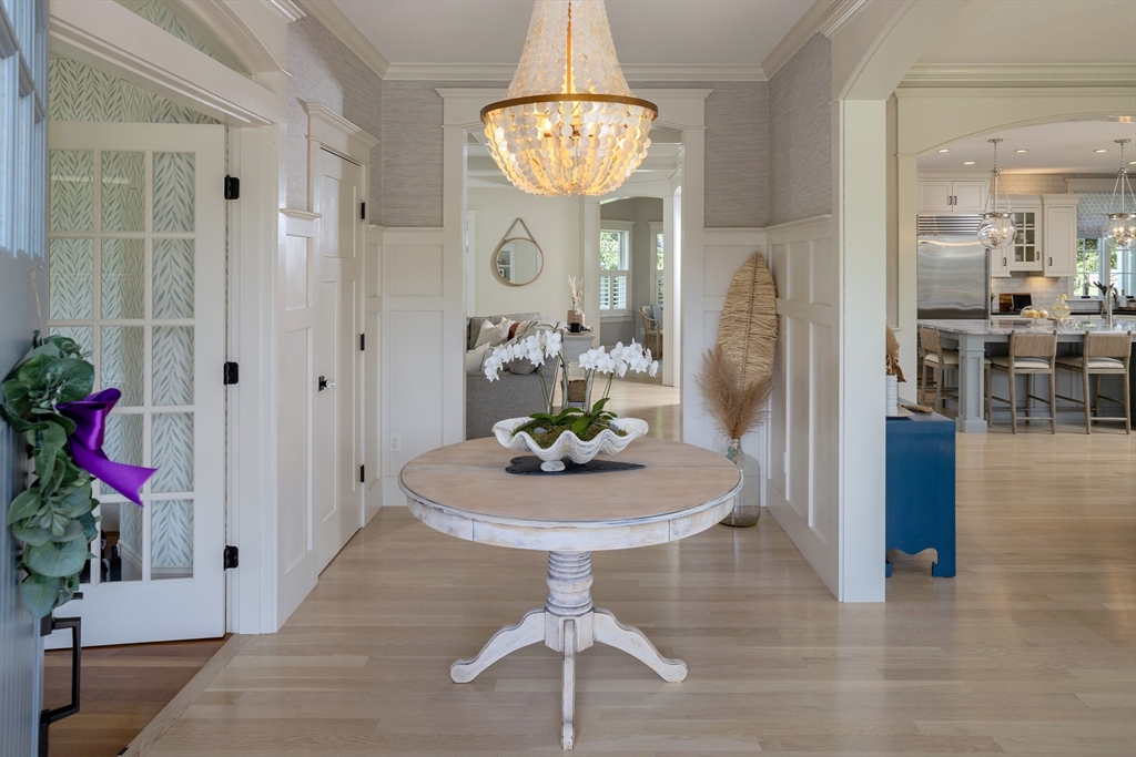 75 St George Street Duxbury, MA 02332 - Photo 3 of 42