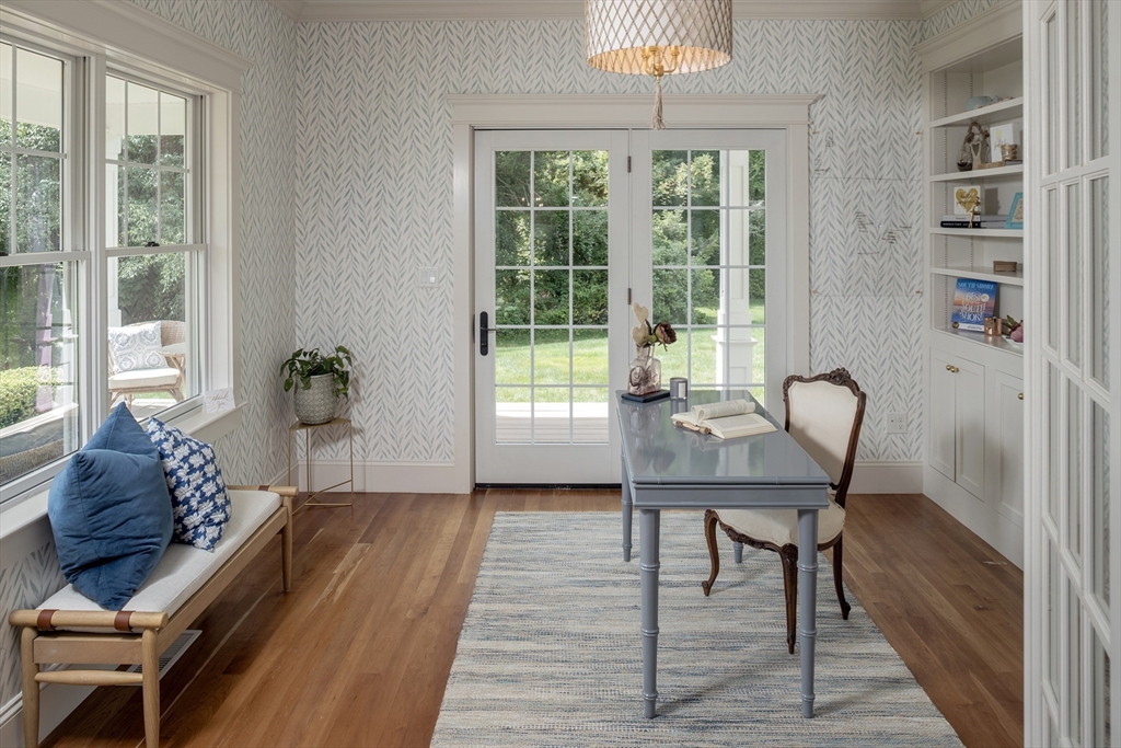 75 St George Street Duxbury, MA 02332 - Photo 4 of 42