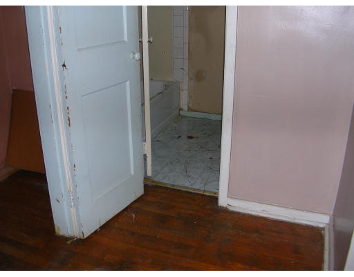 42-44 Fernwold Street Springfield, MA 01104 - Photo 8 of 11 Gallery Image 8