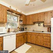 917 Rappaix Court Towson, MD 21286 - Photo 13 of 27 Kitchen