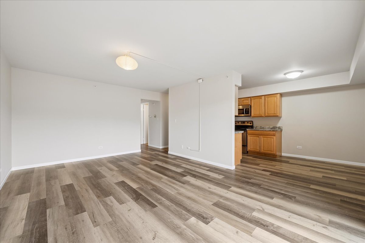 920 Casey Court, Unit 5 Schaumburg, IL 60173 - Photo 6 of 15