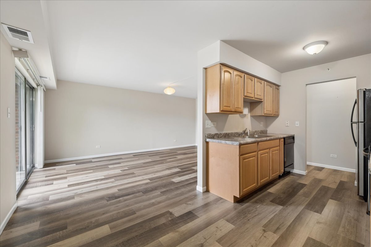 920 Casey Court, Unit 5 Schaumburg, IL 60173 - Photo 7 of 15