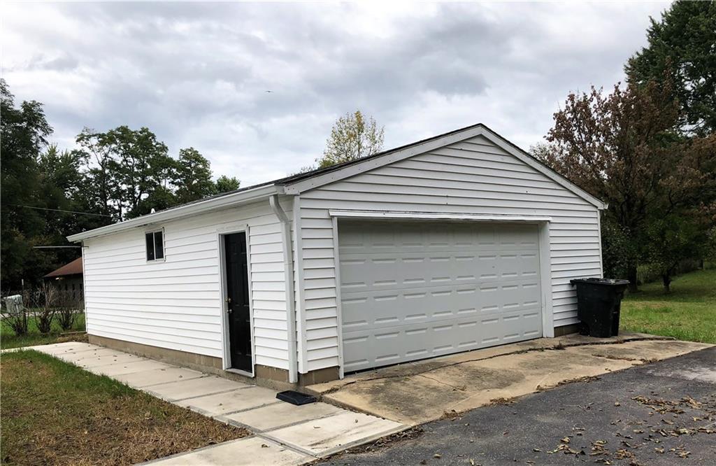 1569 North Raceway Road Indianapolis, IN 46234 - Photo 35 of 39 Gallery Image 35