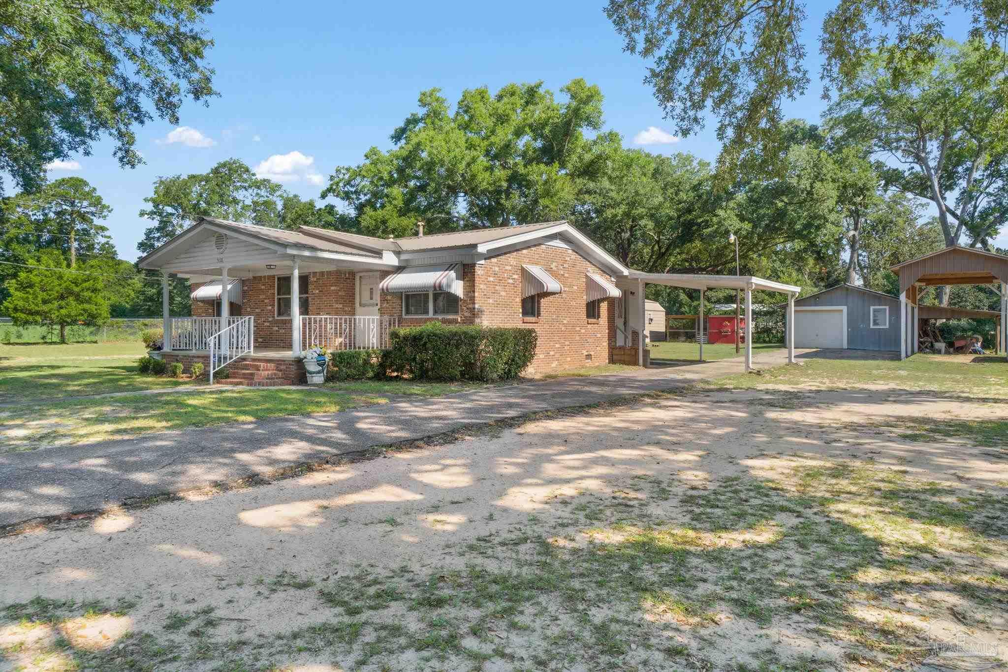 5008 Matthew Road Pace, FL 32571 - Photo 3 of 36