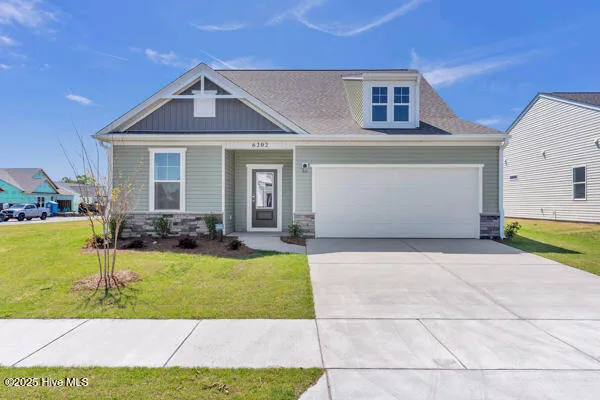 $2,400 | 6202 Raystone Way, Leland, NC 28451