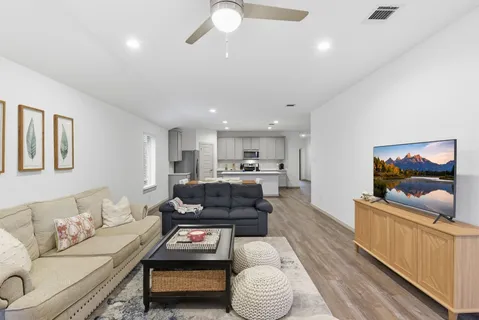 $347,500 | 19035 Denstone Clf Way, Richmond, TX 77407