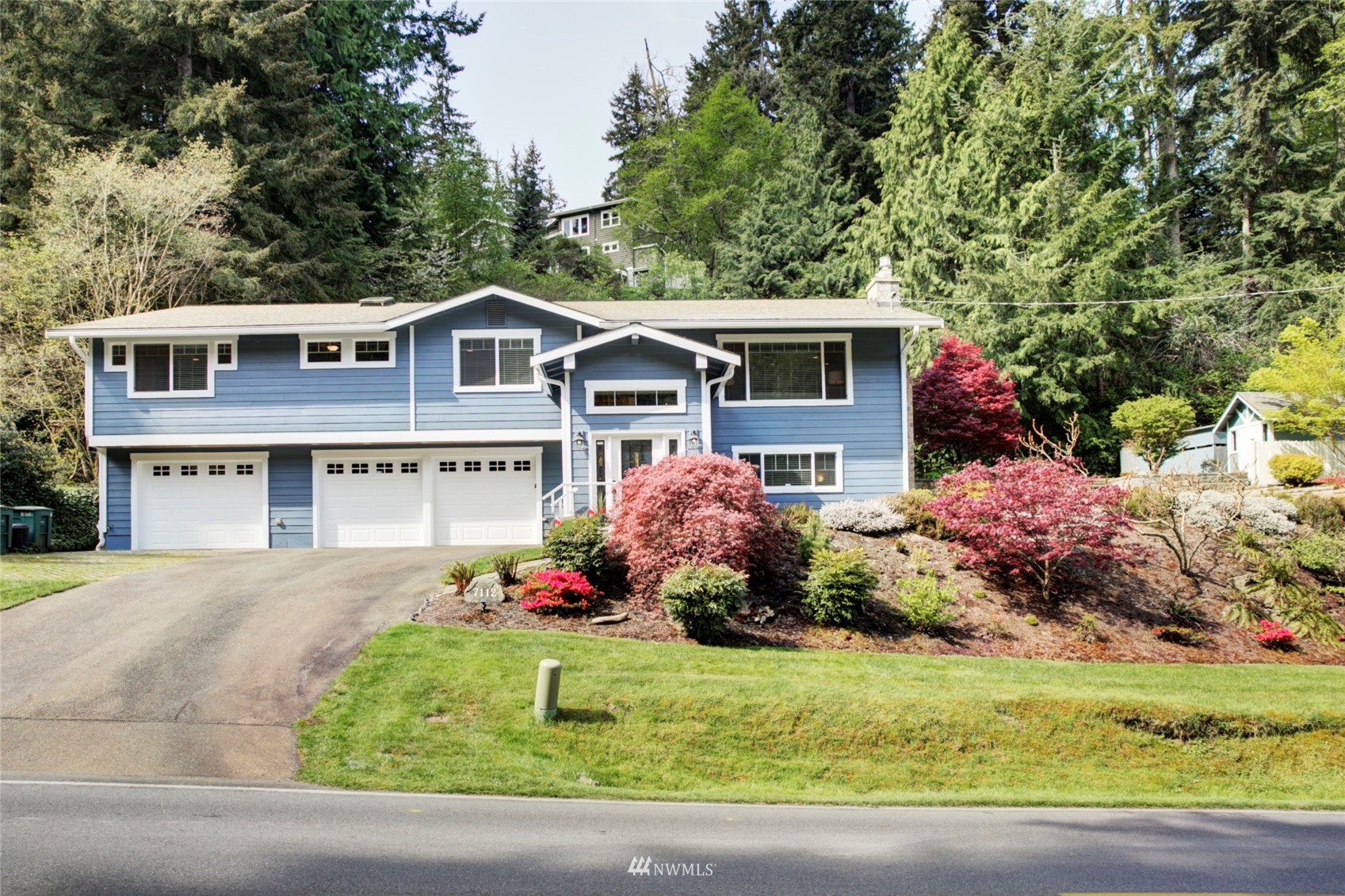 7112 Meadowdale Beach Road Edmonds, WA 98026 - Photo 1 of 40 Gallery Image 1