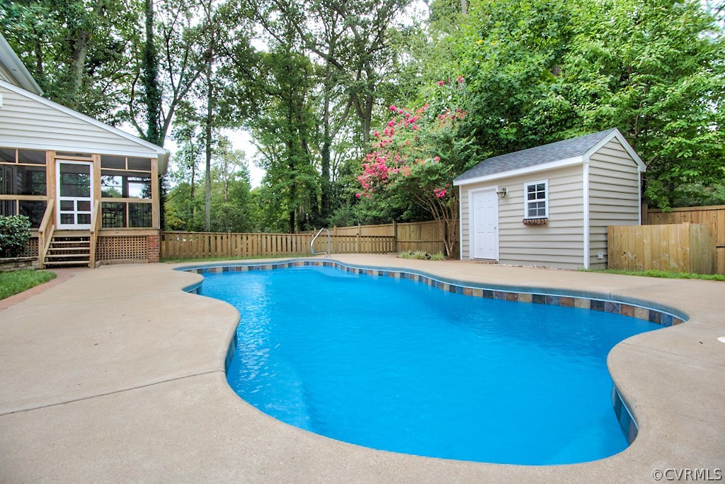 4036 Collingbourne Road Richmond, VA 23235 - Photo 36 of 43 a view of outdoor space and yard