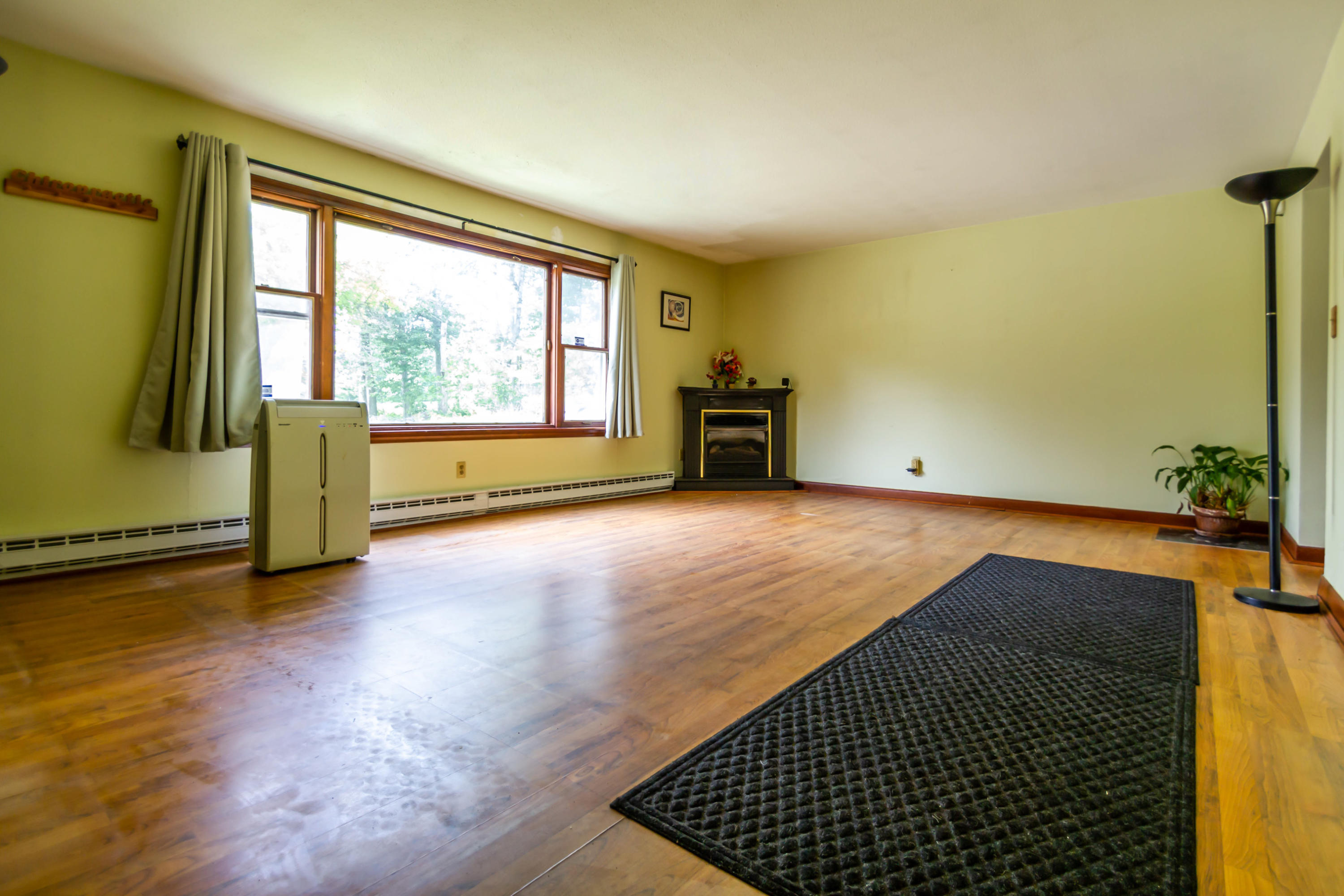 583 Augusta Road Jefferson, ME 04348 - Photo 10 of 45 IMG_0940
