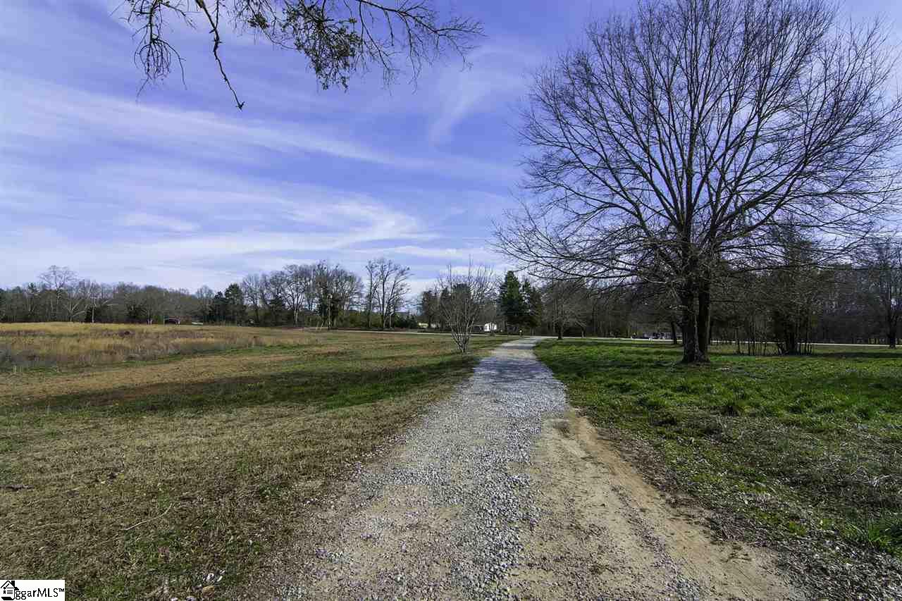 1980 Rabun Church Road Gray Court, SC 29645 - Photo 3 of 36