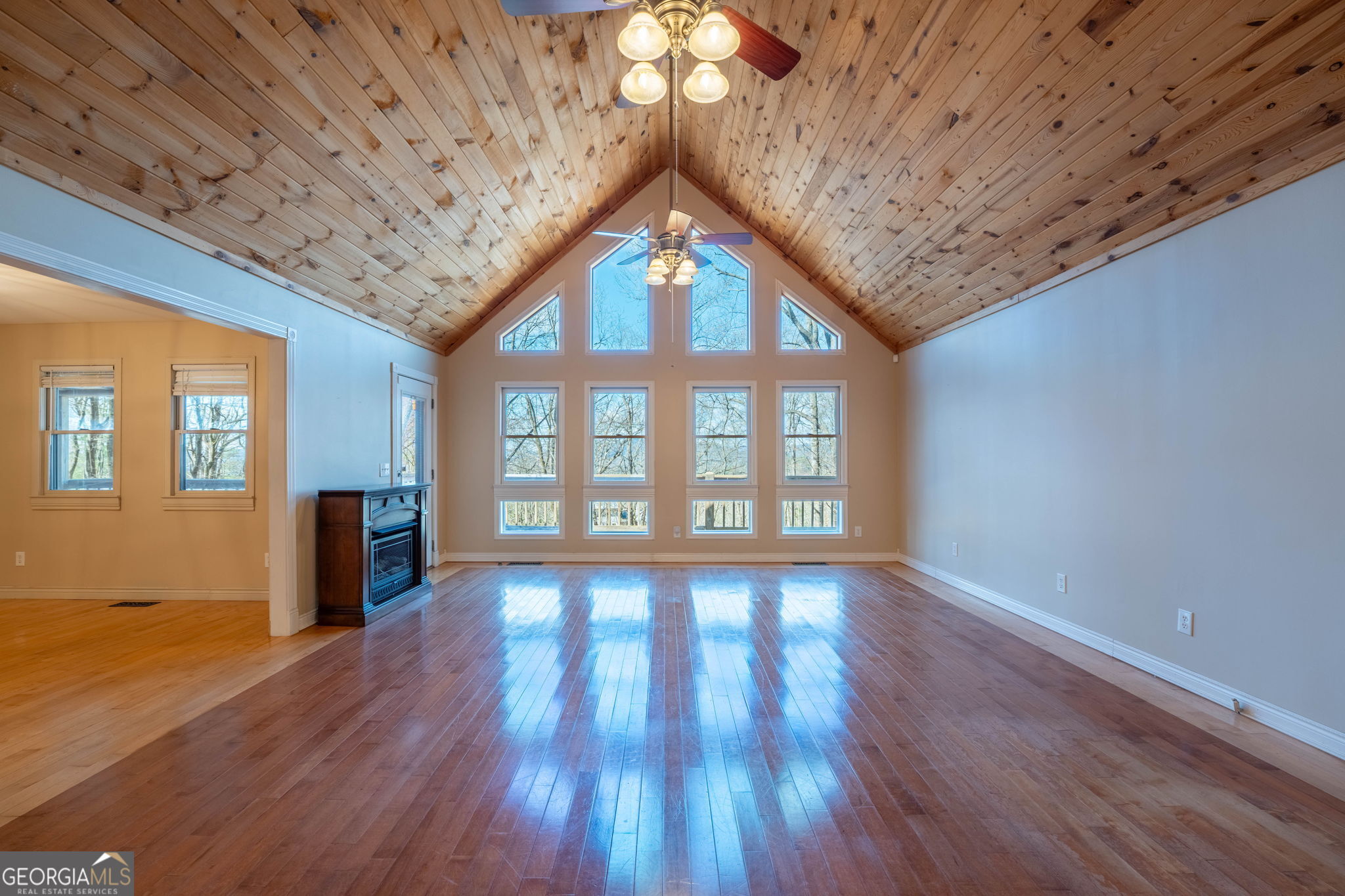 44 Juniper Trail Clayton, GA 30525 - Photo 2 of 87