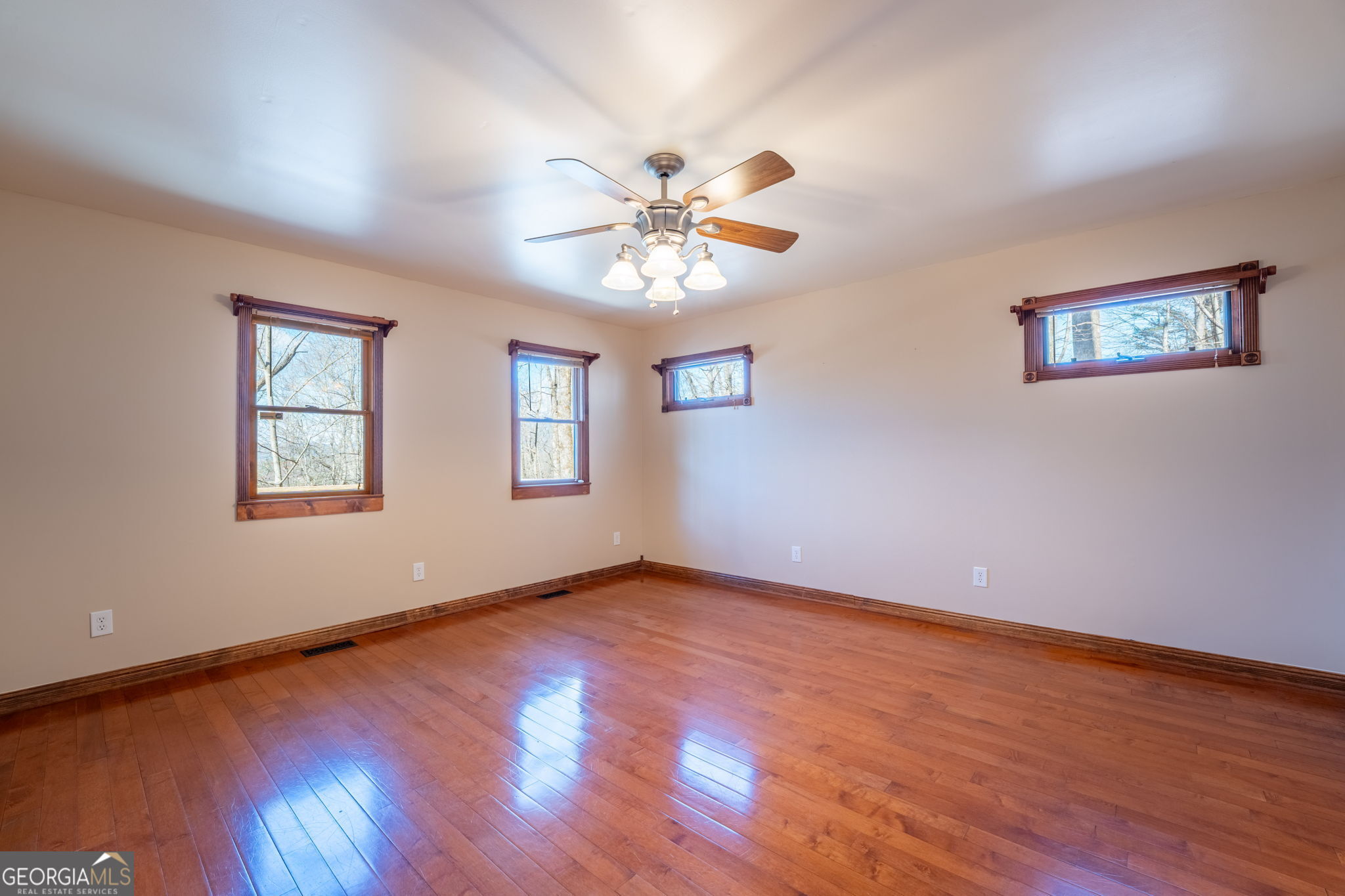 44 Juniper Trail Clayton, GA 30525 - Photo 4 of 87