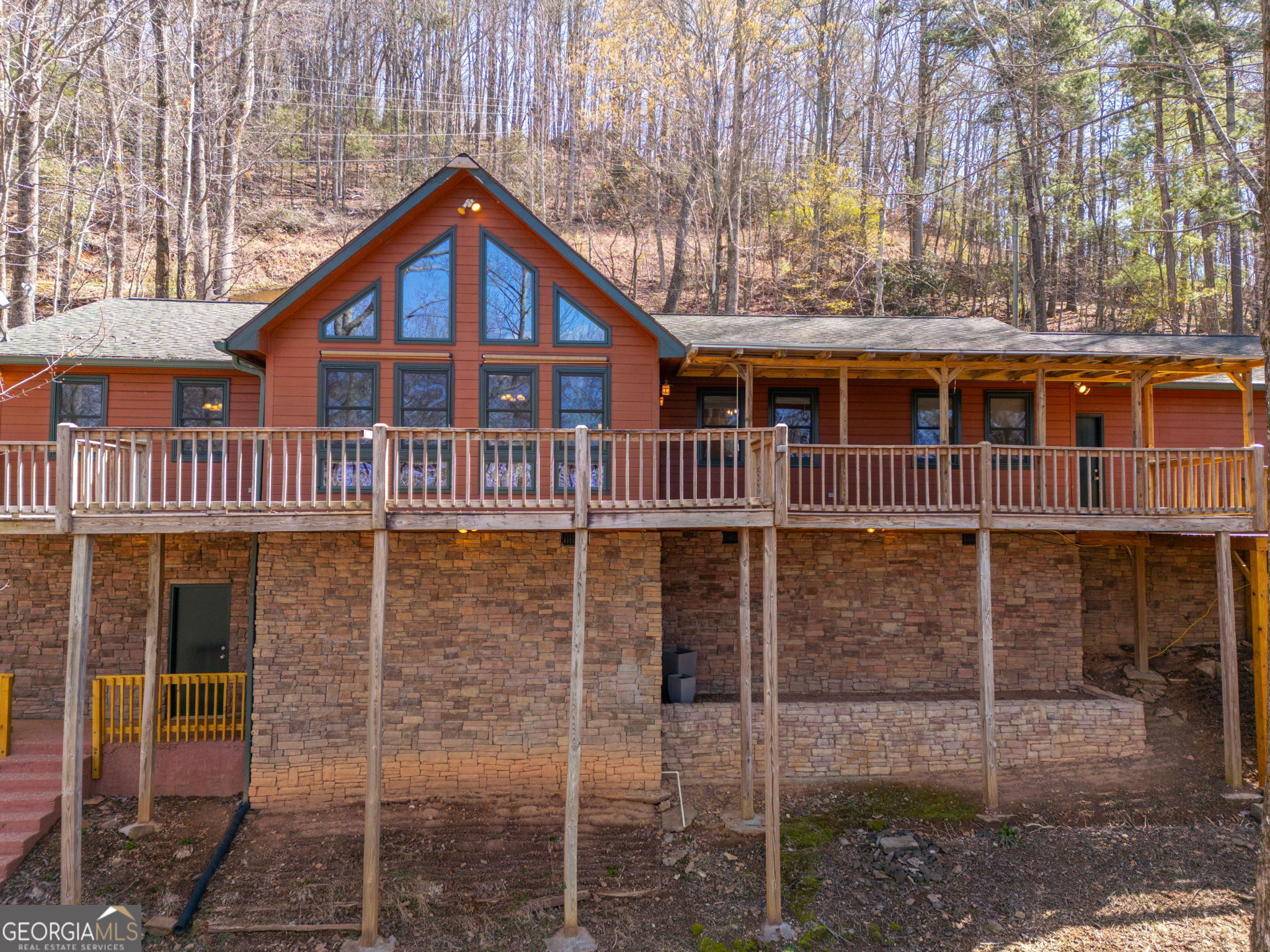 44 Juniper Trail Clayton, GA 30525 - Photo 55 of 87 a front view of a house with garden