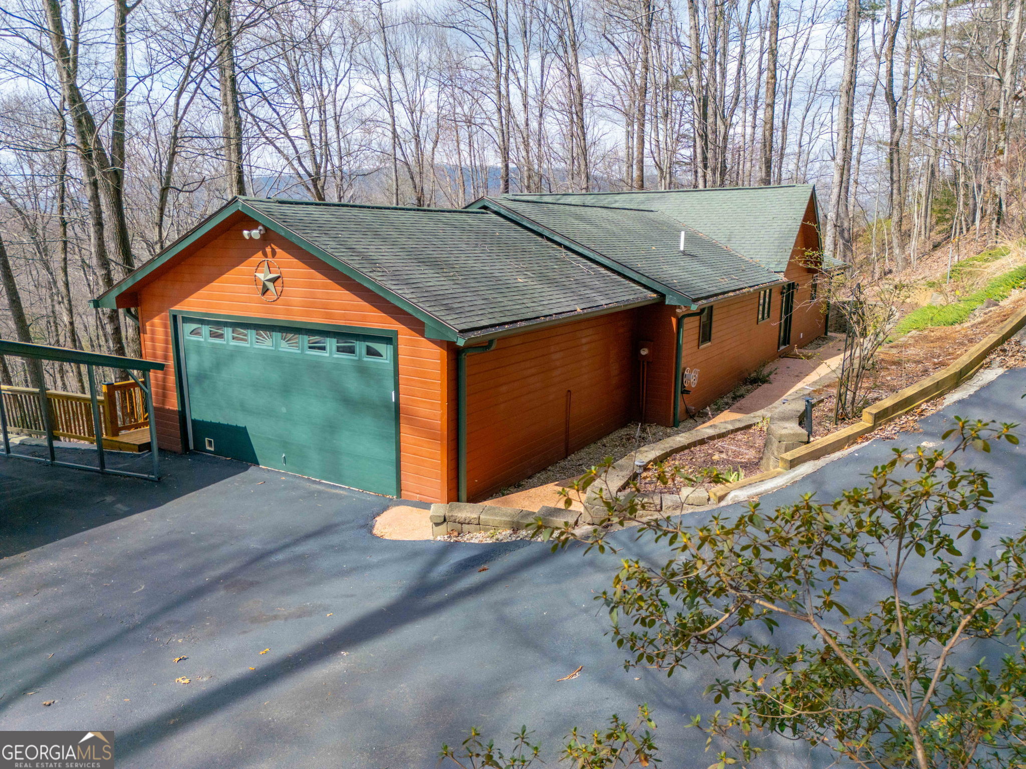 44 Juniper Trail Clayton, GA 30525 - Photo 74 of 87 a backyard of a house with lots of green space