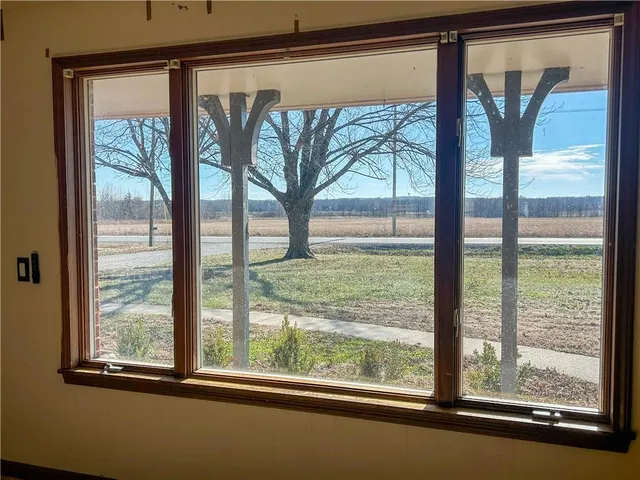 $349,000 | 20340 A Highway 52, Pleasanton, KS 66075