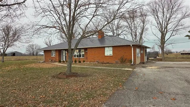 $349,000 | 20340 A Highway 52, Pleasanton, KS 66075