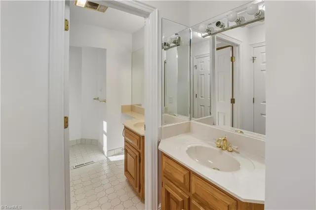 $549,900 | 273 Olde Pilot Trail, Pilot Mountain, NC 27041