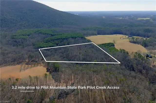 $549,900 | 273 Olde Pilot Trail, Pilot Mountain, NC 27041