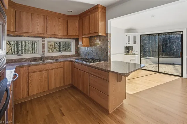 $549,900 | 273 Olde Pilot Trail, Pilot Mountain, NC 27041