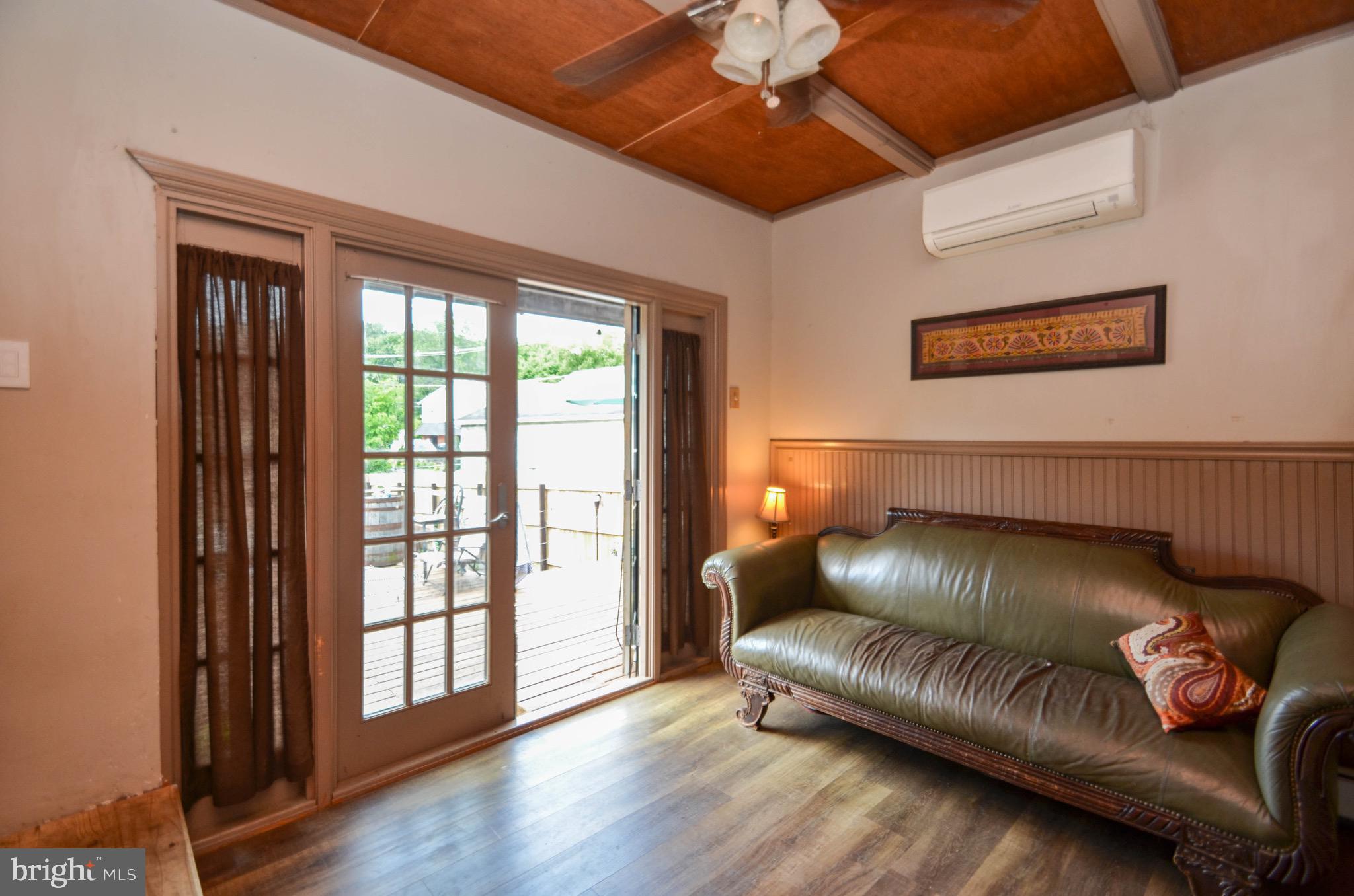 104 South Chestnut Street Bath, PA 18014 - Photo 11 of 25