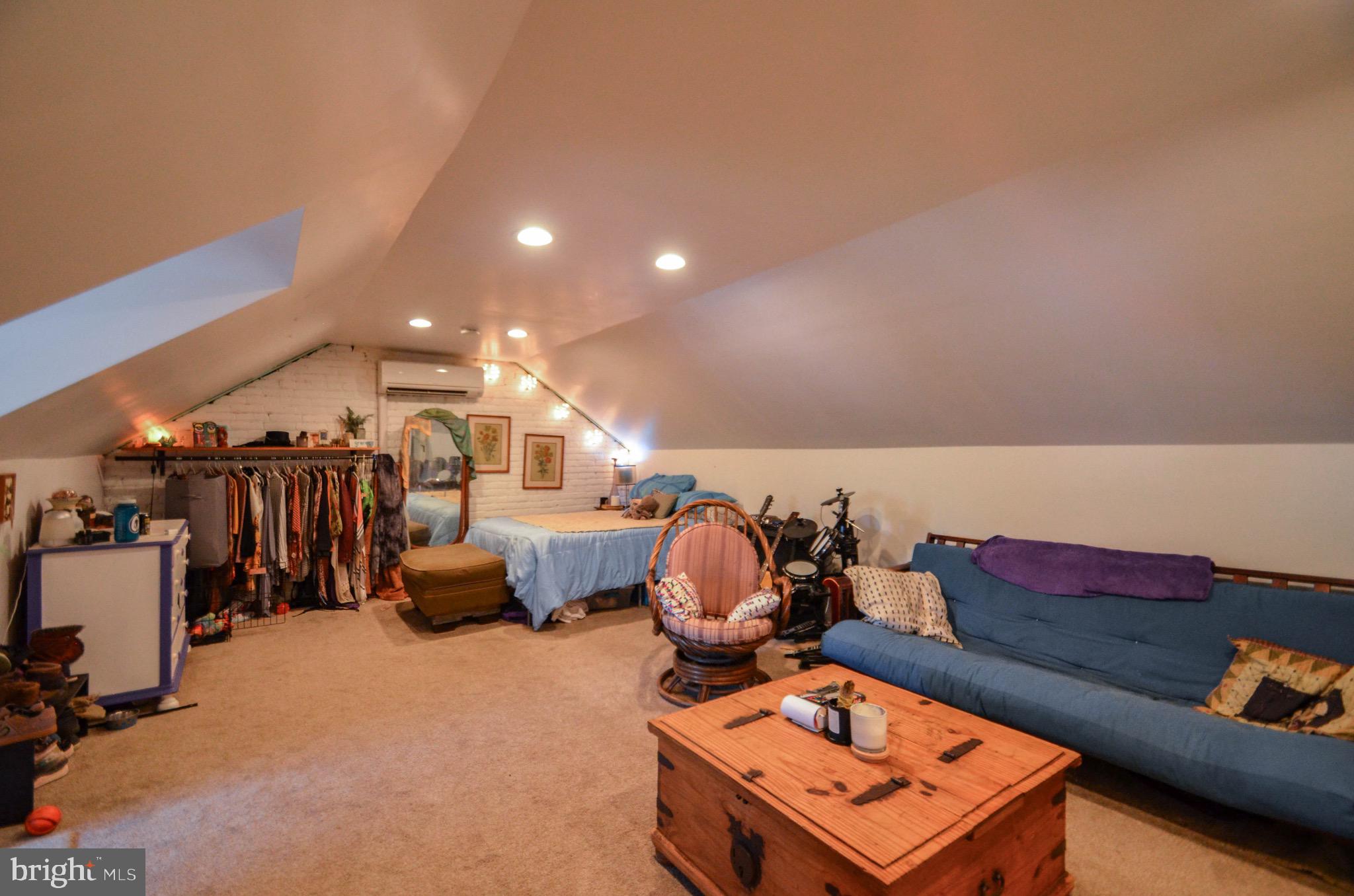 104 South Chestnut Street Bath, PA 18014 - Photo 13 of 25