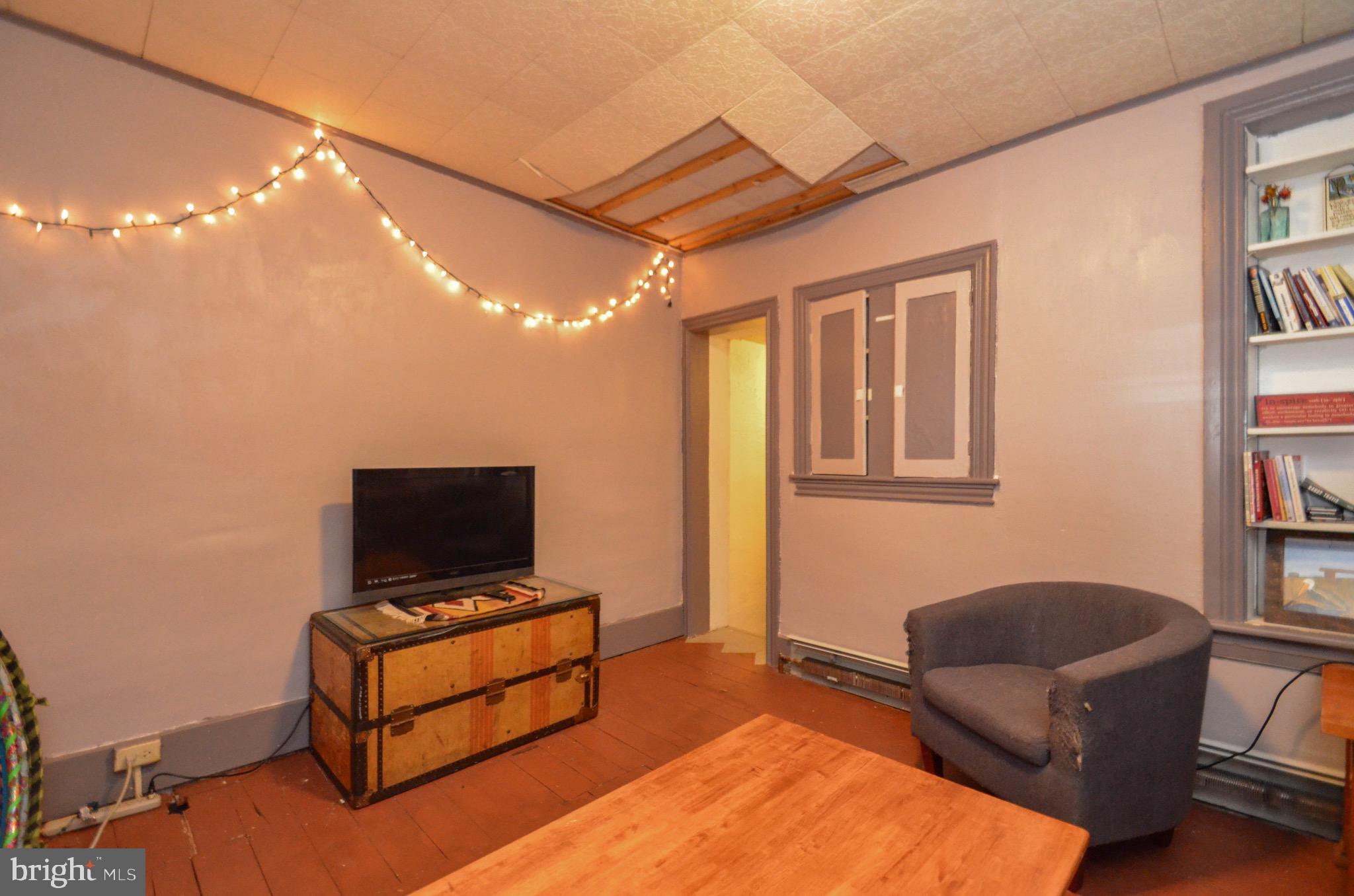 104 South Chestnut Street Bath, PA 18014 - Photo 14 of 25