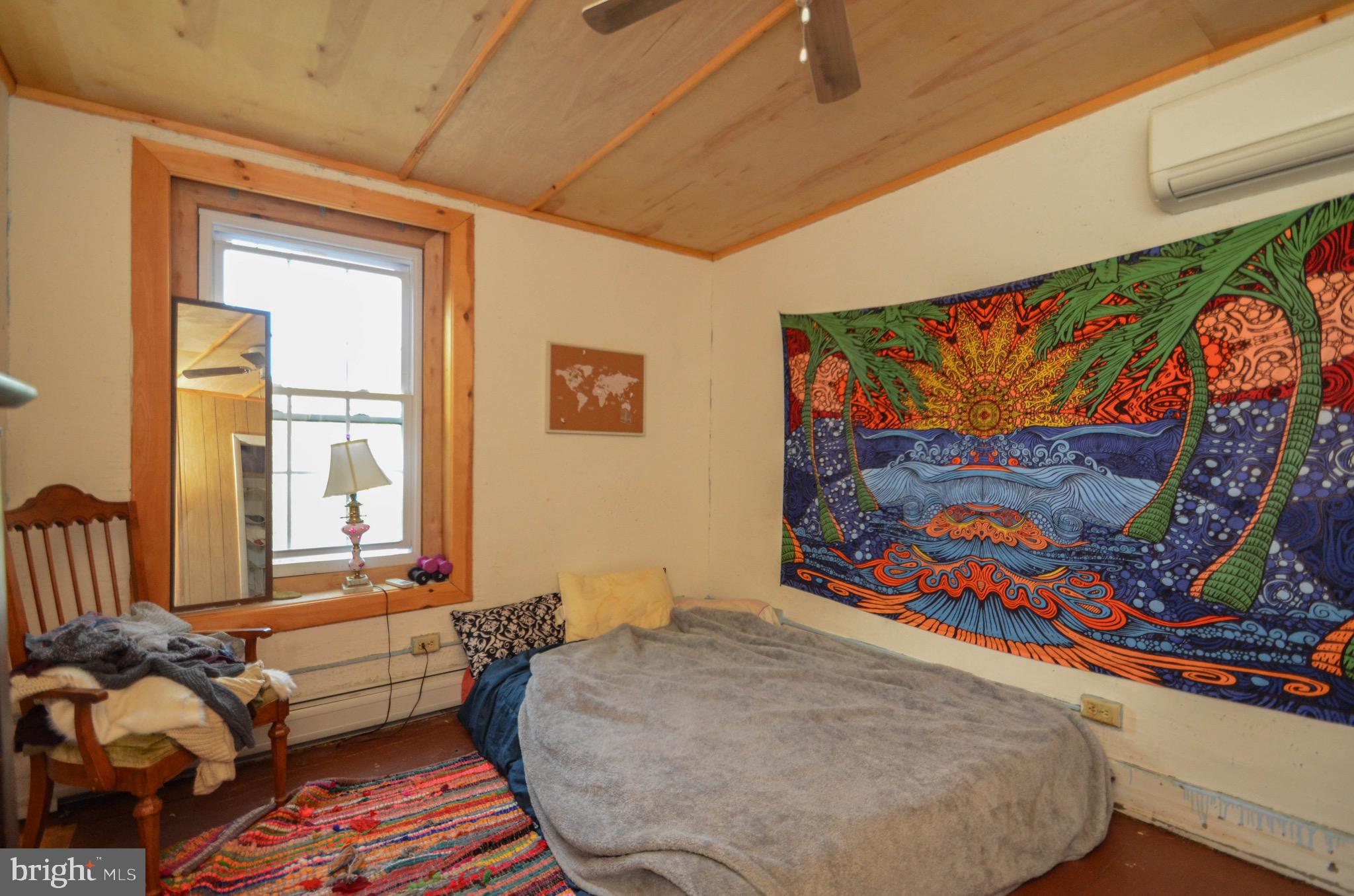 104 South Chestnut Street Bath, PA 18014 - Photo 15 of 25