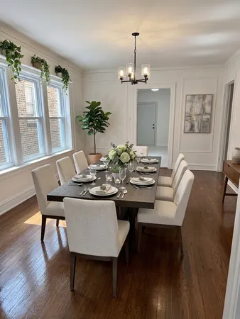 $2,340 | 6246 North Oakley Avenue, Unit 2, Chicago, IL 60659