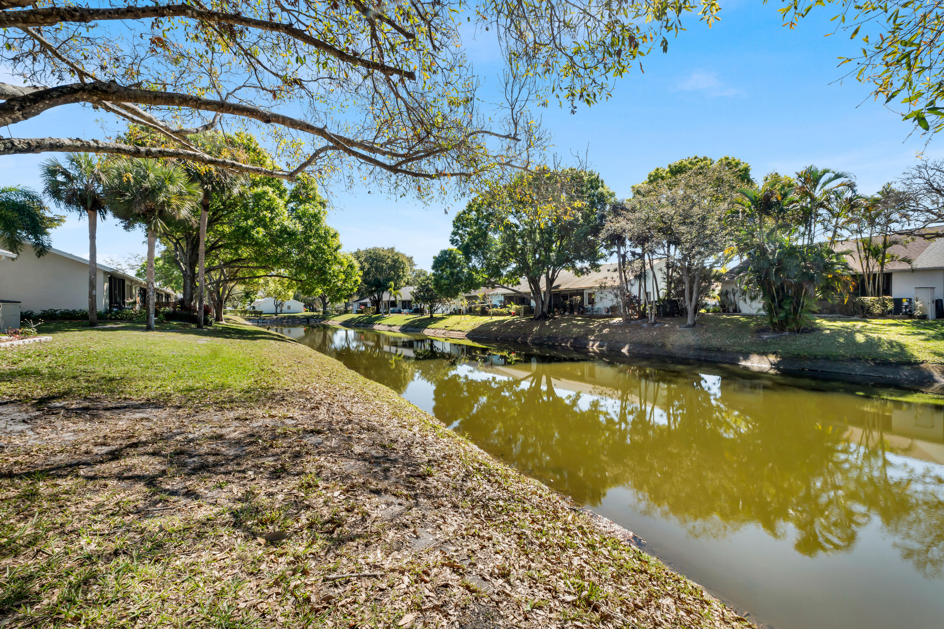 10980 Lake Front Place Boca Raton, FL 33498 - Photo 31 of 43 10980 Lake Front Pl 32