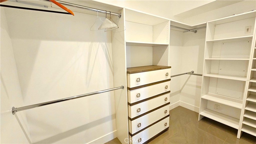 237 1st Street Huntington Beach, CA 92648 - Photo 6 of 24