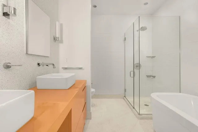 $2,750,000 | 360 Furman Street, Unit 1030/1031 | Brooklyn Heights