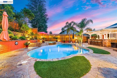 $1,799,000 | 581 Tawny Drive, Pleasanton, CA 94566