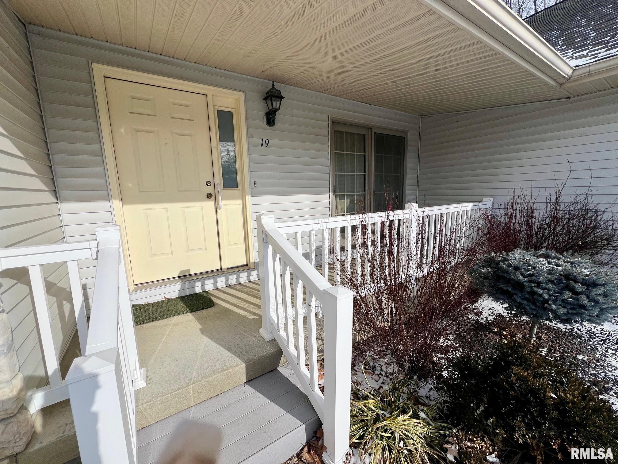 19380 Pinecrest Road Petersburg, IL 62675 - Photo 13 of 13 Gallery Image 13
