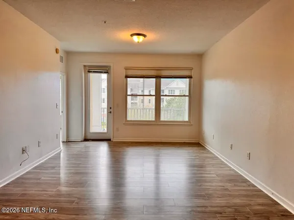 $1,825 | 13364 Beach Boulevard, Unit 525, Jacksonville, FL 32224