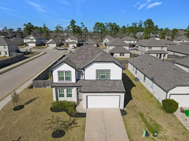 $299,000 | 120 Fallow Deer Drive, Huntsville, TX 77320