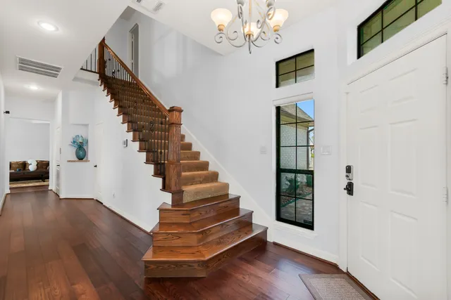 $999,500 | 289 Bayview Lane, Livingston, TX 77351