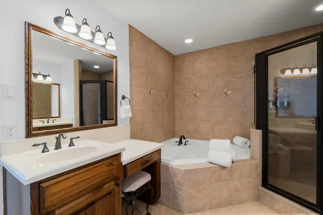 $999,500 | 289 Bayview Lane, Livingston, TX 77351