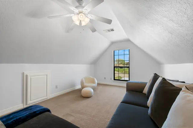 $999,500 | 289 Bayview Lane, Livingston, TX 77351