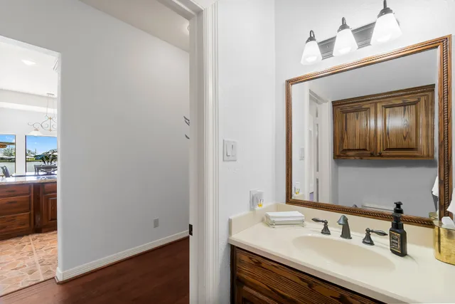 $999,500 | 289 Bayview Lane, Livingston, TX 77351