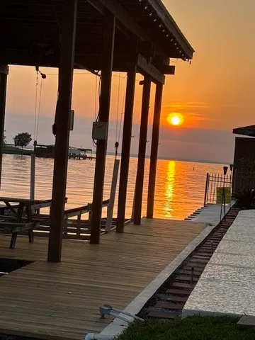 $999,500 | 289 Bayview Lane, Livingston, TX 77351