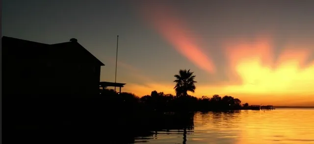 $999,500 | 289 Bayview Lane, Livingston, TX 77351