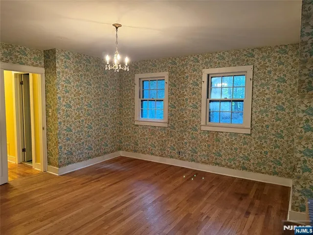 $749,000 | 109 Franklin Turnpike, Ho-Ho-Kus, NJ 07423