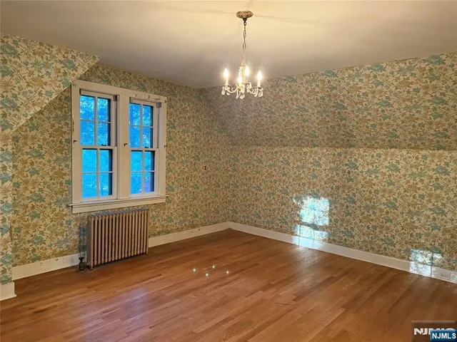 $749,000 | 109 Franklin Turnpike, Ho-Ho-Kus, NJ 07423